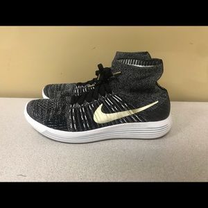 Nike Lunarepic Flyknit Running Shoes